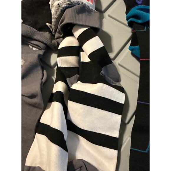 4 Pairs of Compression Socks SzL/XL - Picture 4 of 6